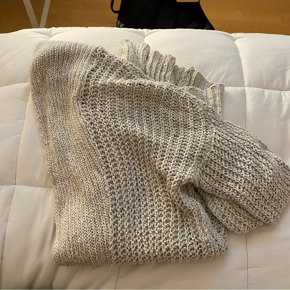 Brandy Melville Salt and Pepper Knit Cardigan